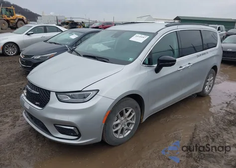 2024 Chrysler Pacifica Touring L z USA, uszkodzony, nr VIN 2C4RC1BG2RR184472